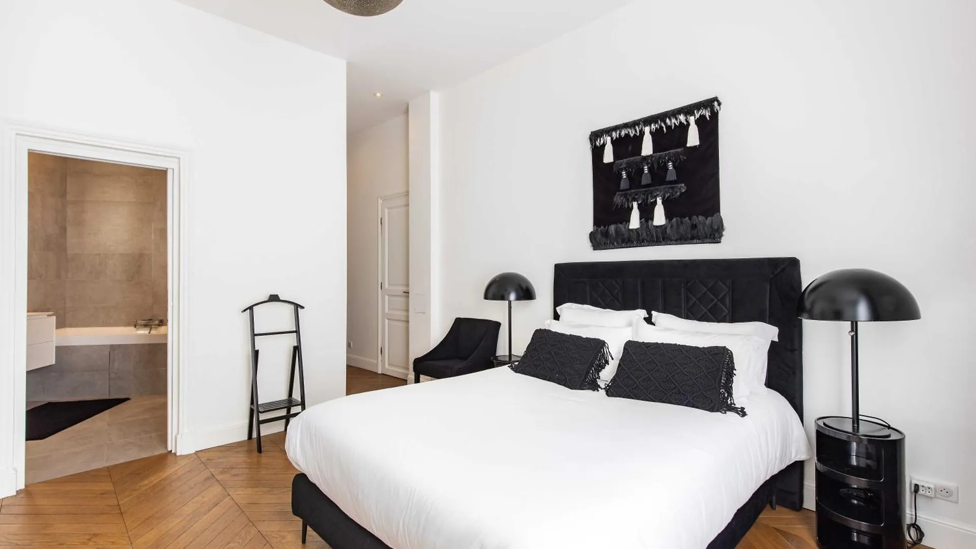 Luxury Apartment - 5Br-10P - Trocadero Paris France